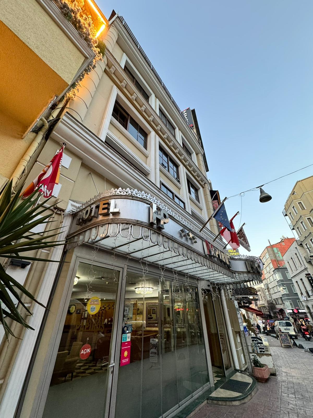 Papirüs Otel Dış Görünüm